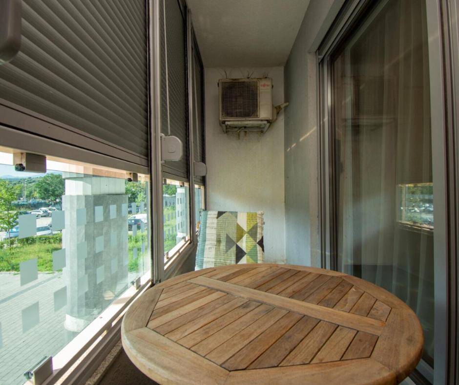 Maxim Compass Apartment Podgorica Exterior photo