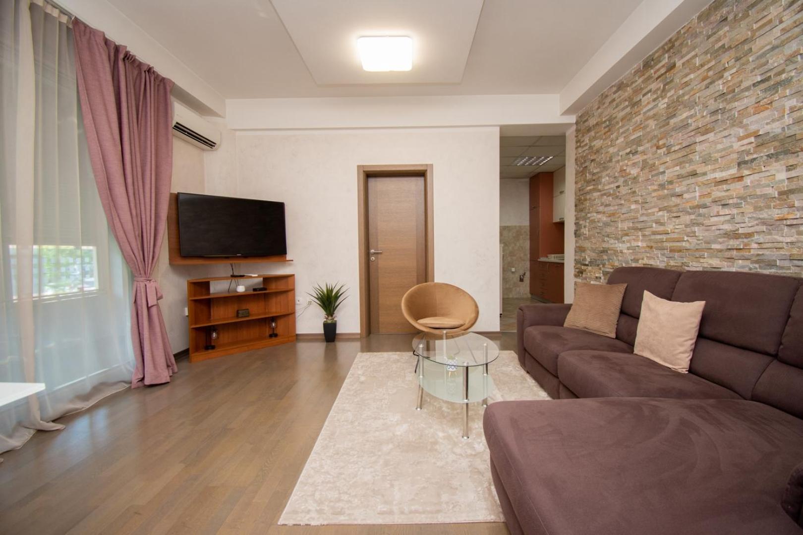 Maxim Compass Apartment Podgorica Exterior photo
